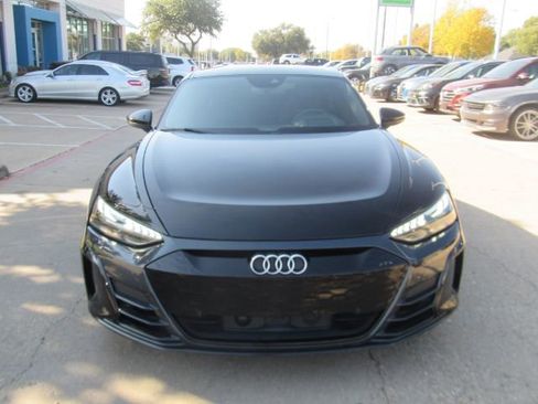Used 2023 Audi e-tron GT Premium Plus image 2