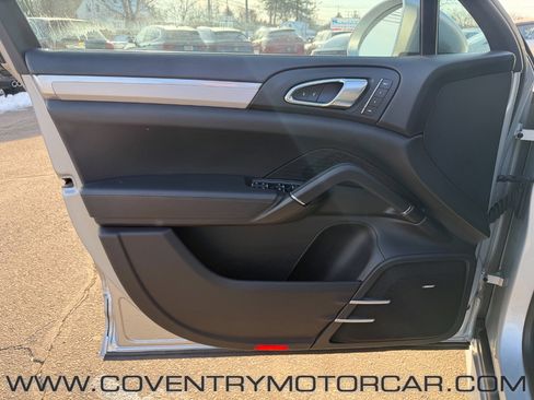 Used 2016 Porsche Cayenne GTS image 45
