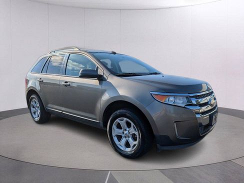 Used 2014 Ford Edge SEL w/ Equipment Group 205A FWD image 9