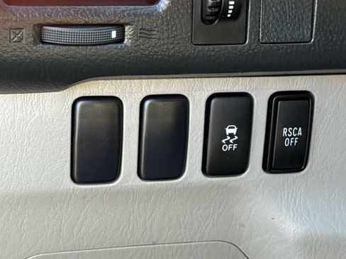Used 2008 Toyota 4Runner SR5 RWD image 22