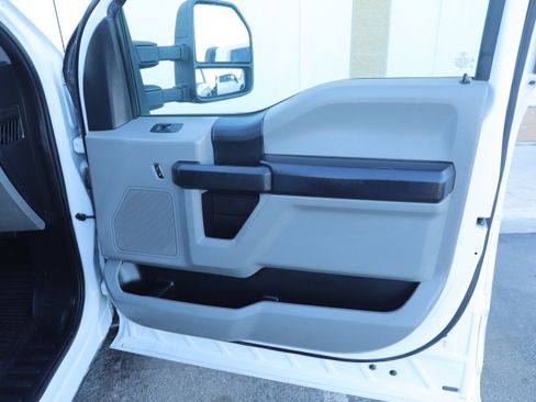 Used 2018 Ford F350 XL w/ Power Equipment Group image 14