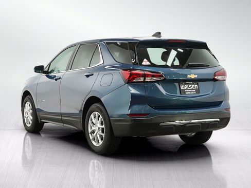 Used 2024 Chevrolet Equinox LT FWD image 3