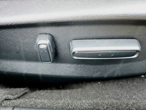 Used 2019 Honda Accord EX-L image 25