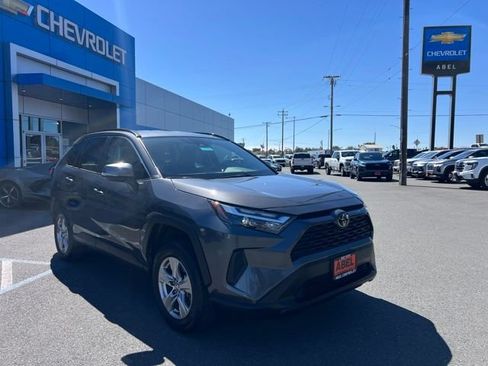 Used 2025 Toyota RAV4 XLE FWD image 3