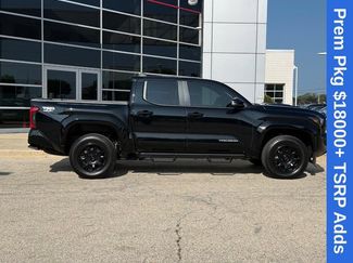 Used 2024 Toyota Tacoma TRD Sport w/ TRD Sport Premium Package AWD/4WD video 2