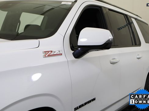Certified 2024 Chevrolet Suburban Z71 w/ Luxury Package image 12