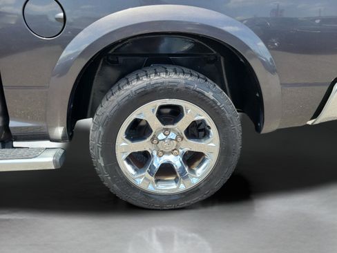 Used 2016 RAM 1500 Laramie w/ Convenience Group AWD/4WD image 5
