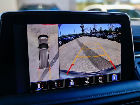 Used 2023 Chevrolet Tahoe LT w/ LT Signature Plus Package image 28