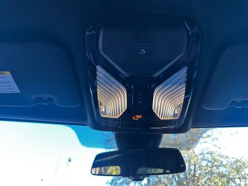 Used 2021 BMW X5 xDrive40i w/ Premium Package image 31