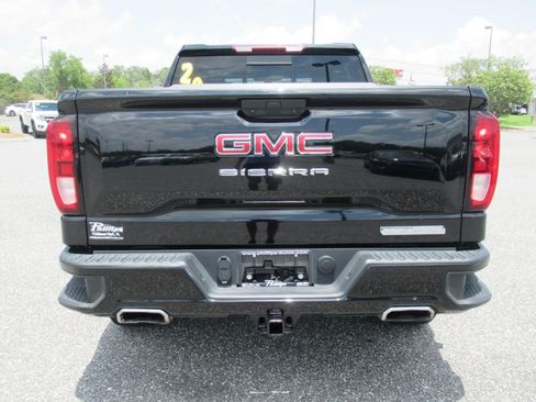 Used 2020 GMC Sierra 1500 Elevation w/ Elevation Value Package AWD/4WD image 6
