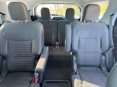 Used 2021 Ford Explorer XLT w/ Class III Trailer Tow Package image 36