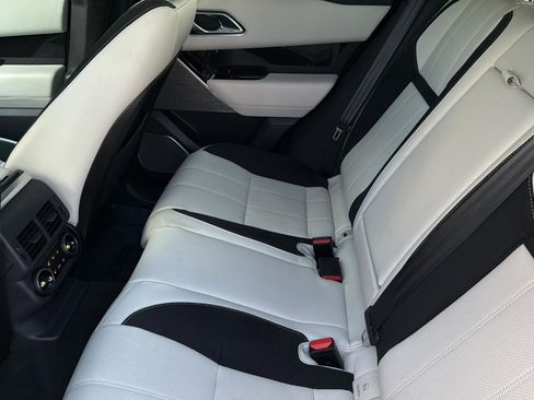 Used 2019 Land Rover Range Rover Velar R-Dynamic SE AWD/4WD image 27
