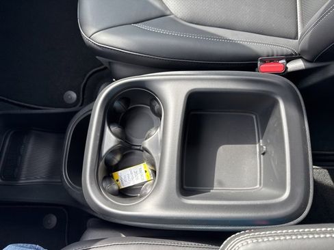 New 2026 Chrysler Pacifica Select image 32