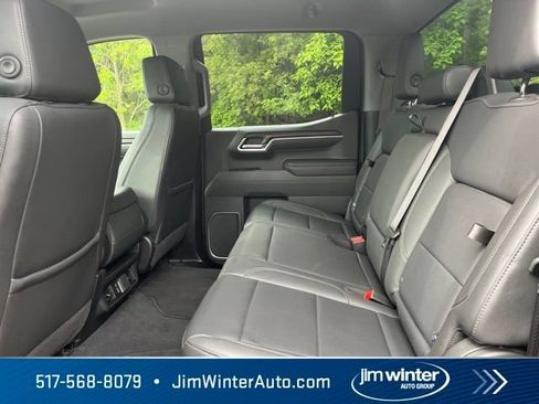 Certified 2025 GMC Sierra 1500 SLT AWD/4WD image 17