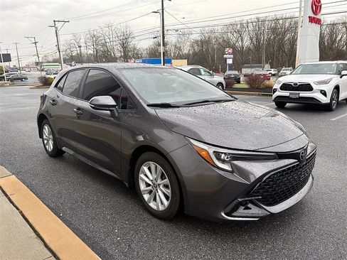 Used 2024 Toyota Corolla SE image 2