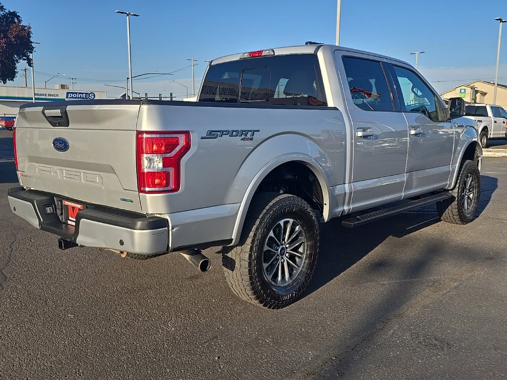 Used 2018 Ford F150 XLT w/ Equipment Group 302A Luxury AWD/4WD image 3