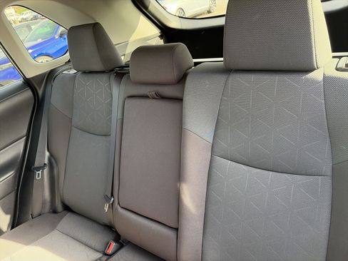 Used 2024 Toyota RAV4 XLE AWD/4WD image 32