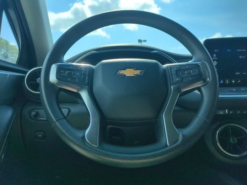 Used 2025 Chevrolet Blazer LT FWD image 23