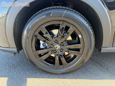 Used 2026 Honda HR-V Sport image 11