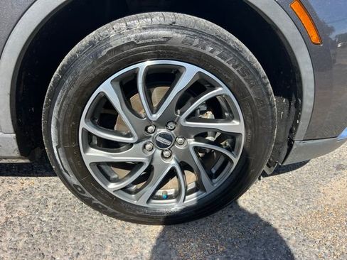 Used 2020 Lincoln Corsair FWD w/ Equipment Group 101A image 9