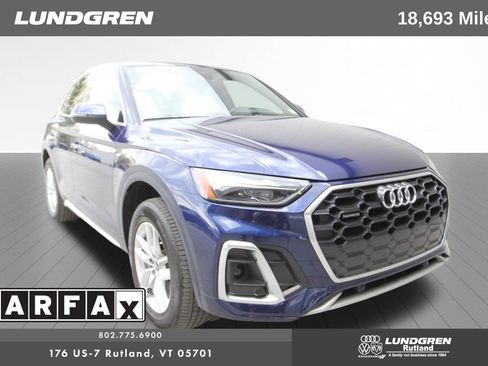 Used 2023 Audi Q5 2.0T Premium w/ Convenience Package AWD/4WD image 1