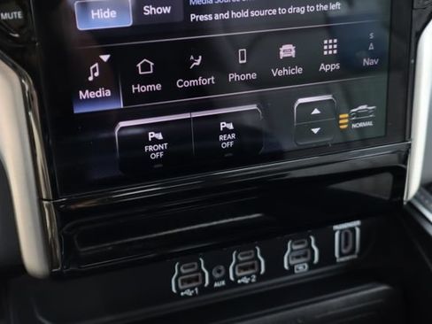 Used 2025 RAM 1500 Tungsten AWD/4WD image 27