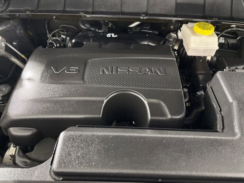 Used 2024 Nissan Pathfinder Platinum w/ Cargo Package image 33