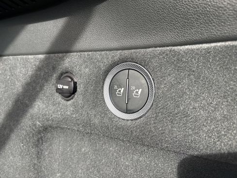 Used 2025 Genesis GV80 3.5T e-SC image 10