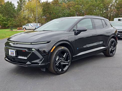 New 2026 Chevrolet Equinox EV RS FWD image 10