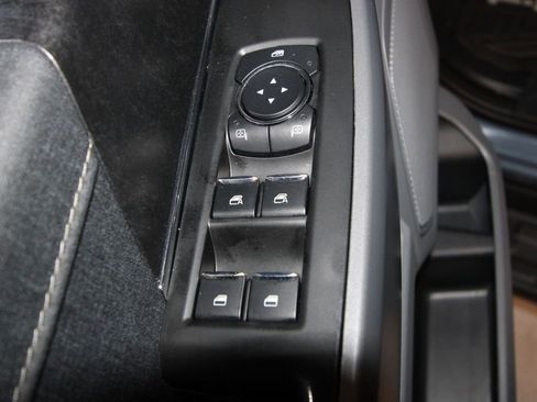 Used 2023 Ford F150 Lightning XLT image 6