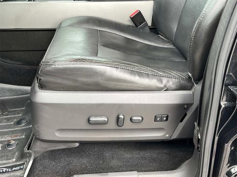 Used 2013 Ford Expedition EL Limited image 31