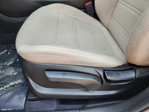 Used 2020 Kia Sorento LX AWD/4WD image 9
