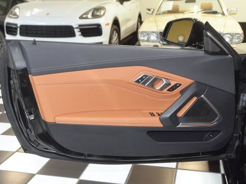 Used 2020 BMW Z4 sDrive30i w/ Convenience Package image 17