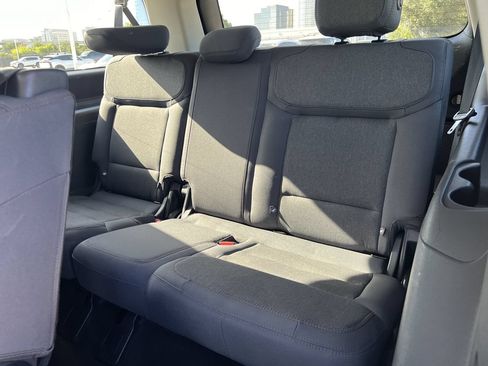 Used 2025 Ford Expedition Max Active RWD image 12