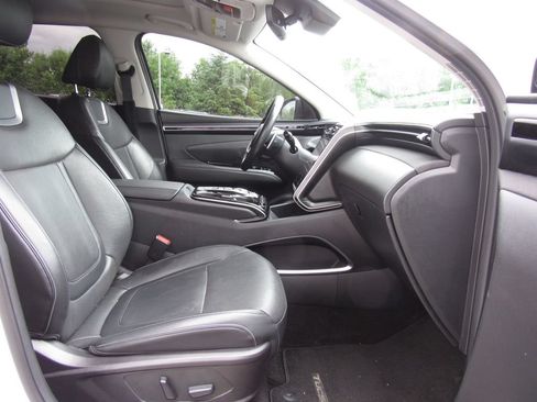 Used 2022 Hyundai Tucson Limited AWD/4WD image 19