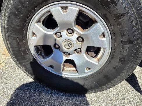 Used 2009 Toyota Tacoma PreRunner image 17