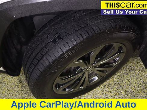 Used 2022 Toyota RAV4 XLE Premium image 26