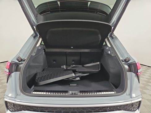 New 2026 Audi Q3 quattro 2.0T AWD/4WD image 13