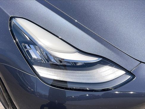 Used 2018 Tesla Model 3 Long Range AWD/4WD image 24