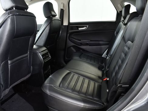 Used 2024 Ford Edge SEL w/ Convenience Package image 16