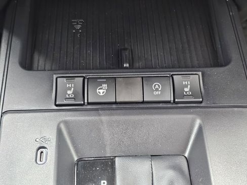 New 2026 Toyota Corolla Cross LE w/ Cold Weather Package AWD/4WD image 20