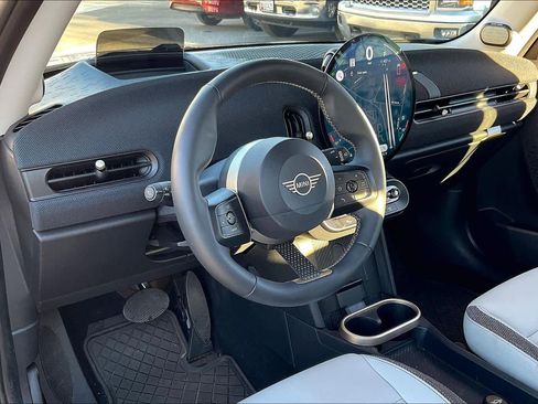 Certified 2025 MINI Cooper S image 17