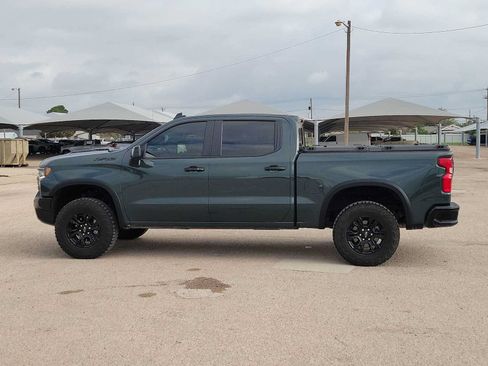 Used 2025 Chevrolet Silverado 1500 ZR2 w/ Technology Package AWD/4WD image 5