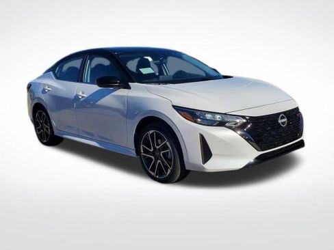 New 2025 Nissan Sentra SR image 7