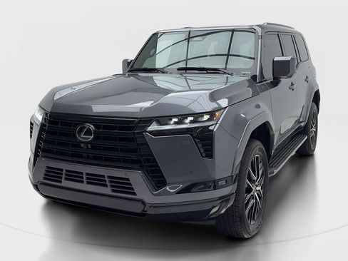Used 2026 Lexus GX 550 w/ Cold Area Package AWD/4WD image 4