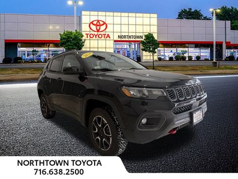 Used 2024 Jeep Compass Trailhawk image 33