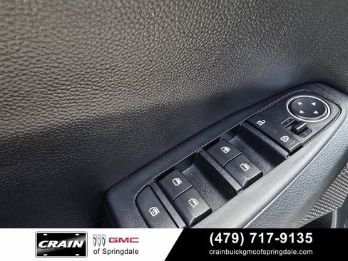 Used 2023 Kia Seltos S w/ Navigation Package FWD image 11