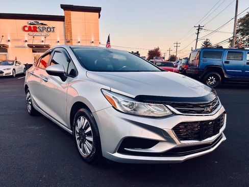 Used 2016 Chevrolet Cruze LS FWD image 9