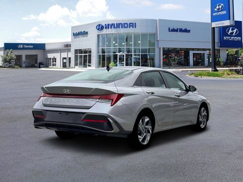 New 2026 Hyundai Elantra Limited image 7