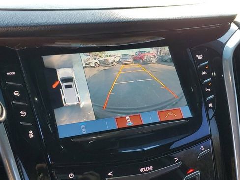 Used 2020 Cadillac Escalade Luxury image 31